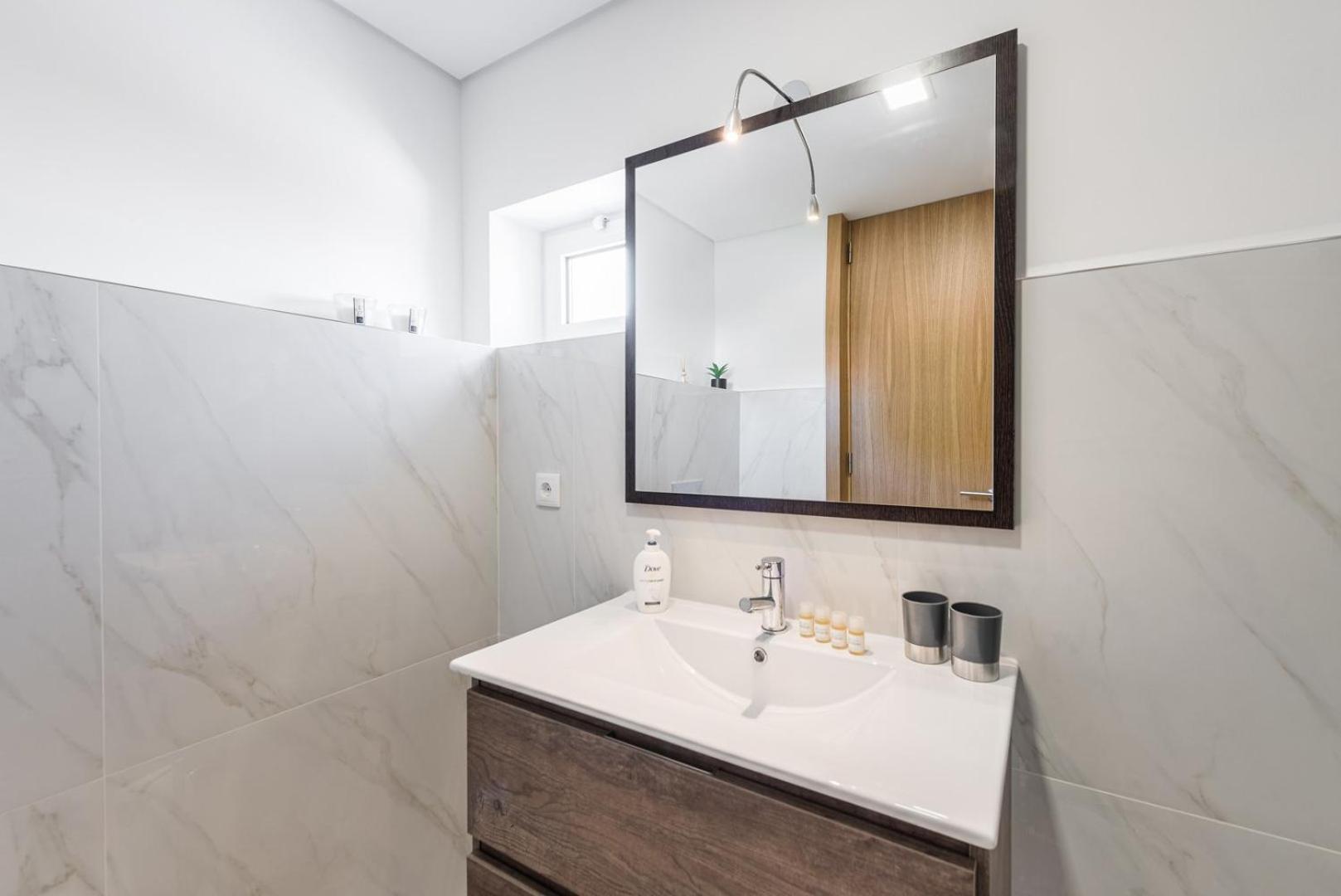 Guestready - Tigerlily Hotel Porto Bagian luar foto