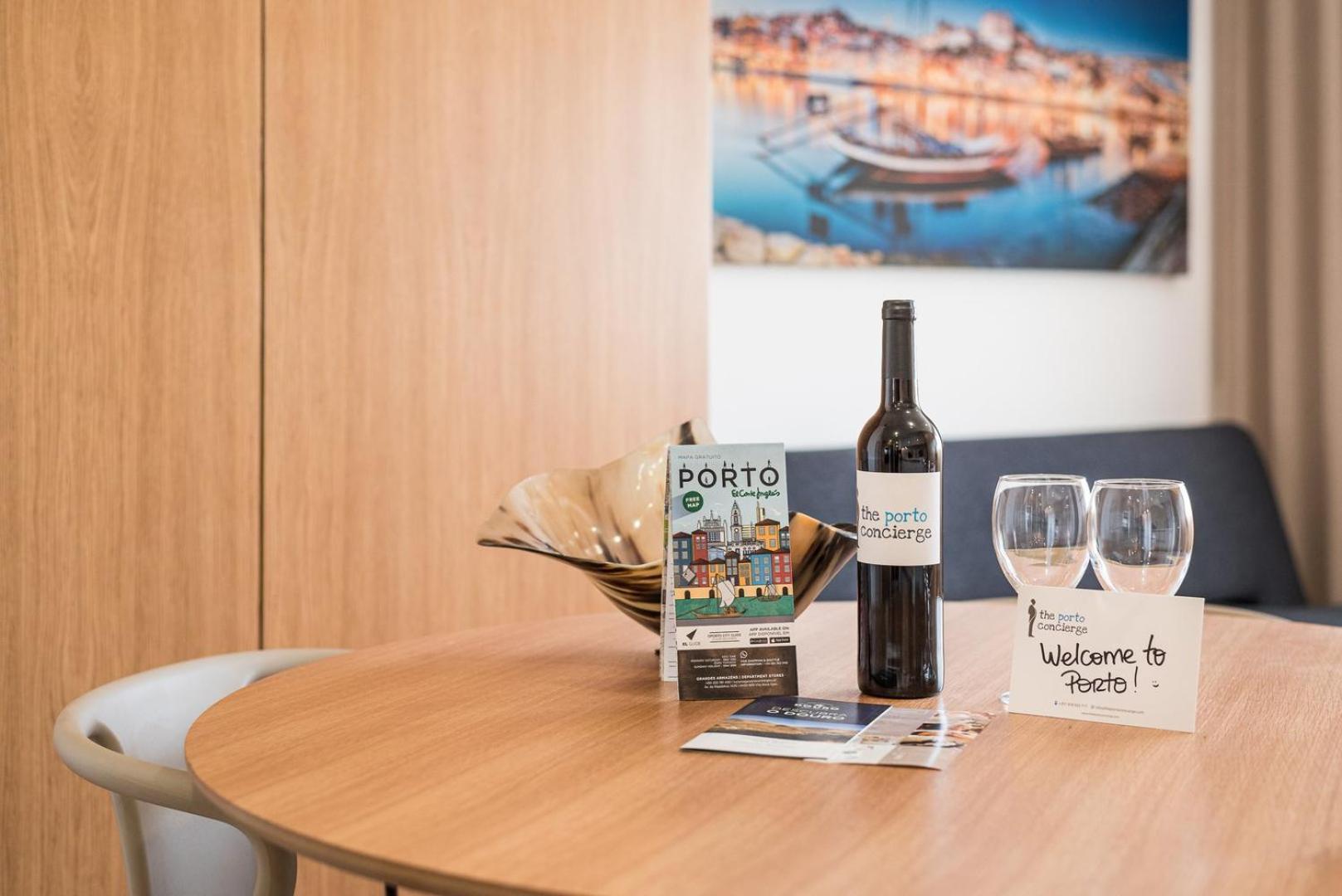Guestready - Tigerlily Hotel Porto Bagian luar foto